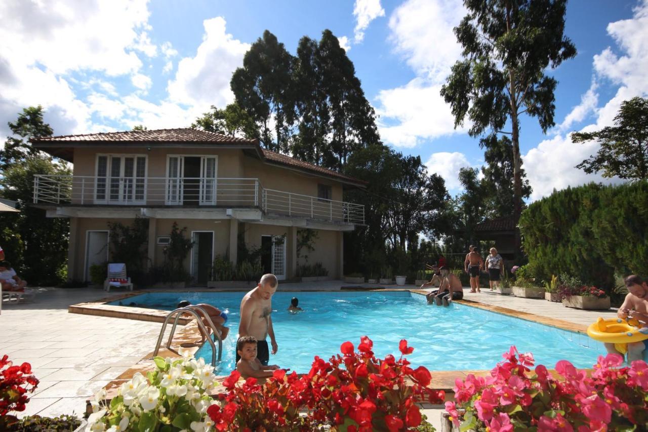 Voa Curitiba Park Hotel Colombo Bagian luar foto